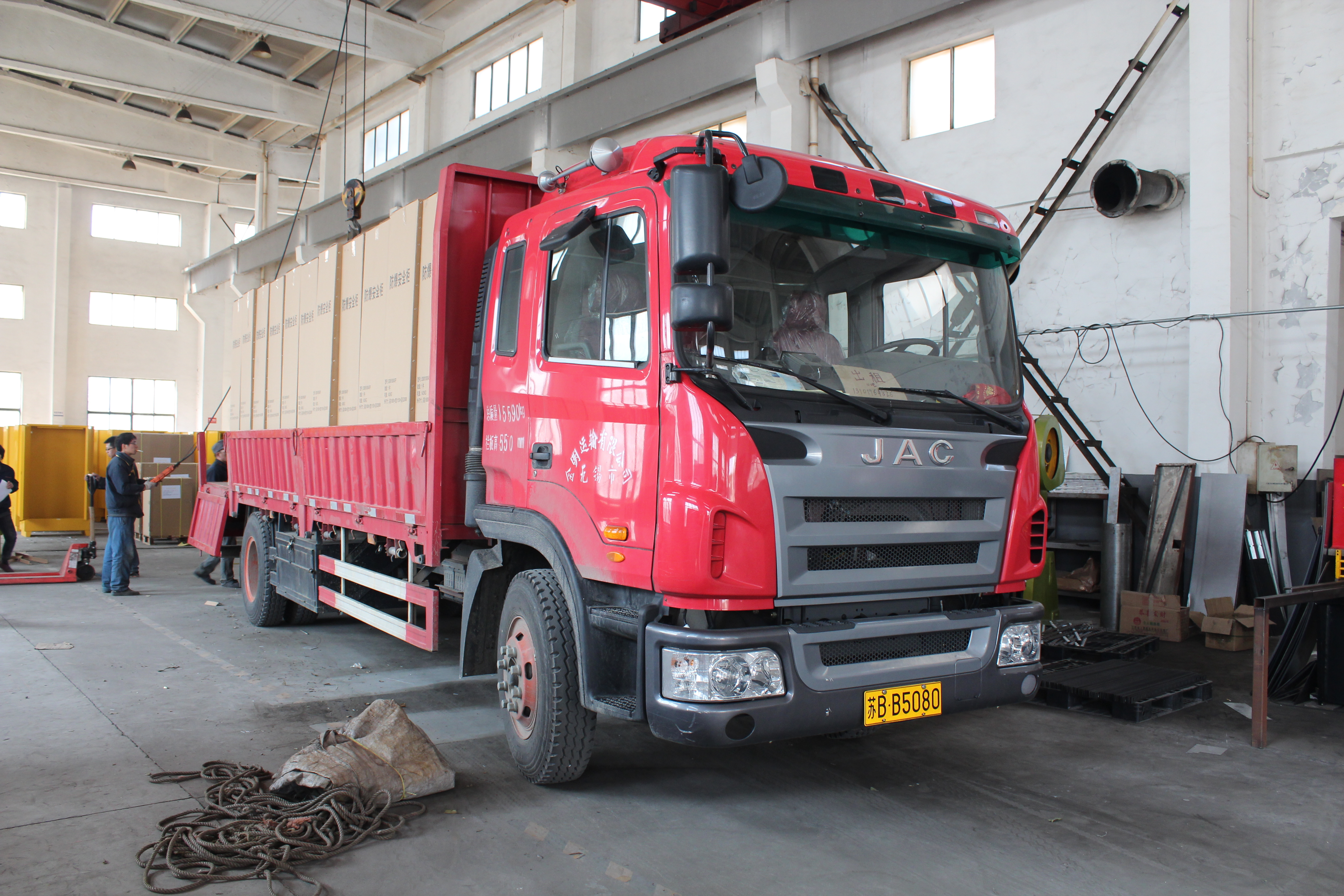 Últimos blogs de la empresa sobre Wuxi Super Ships Safety Equipment to Dubai, Expanding into the UAE Market