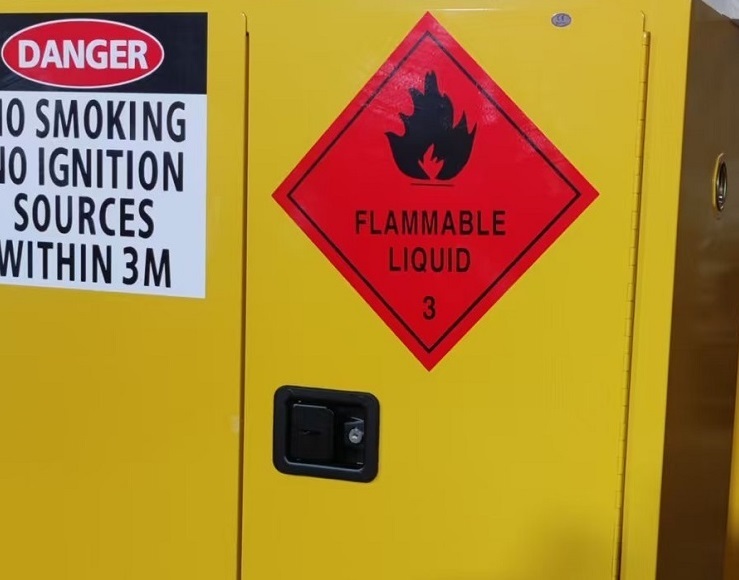 Últimos blogs de la empresa sobre Envío de equipos de almacenamiento de seguridad industrial a Australia: entrega estandarizada con cumplimiento EN y VDMA