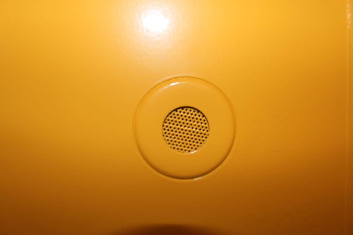 Últimos blogs de la empresa sobre What Is an Exhaust Connection on a Safety Cabinet?